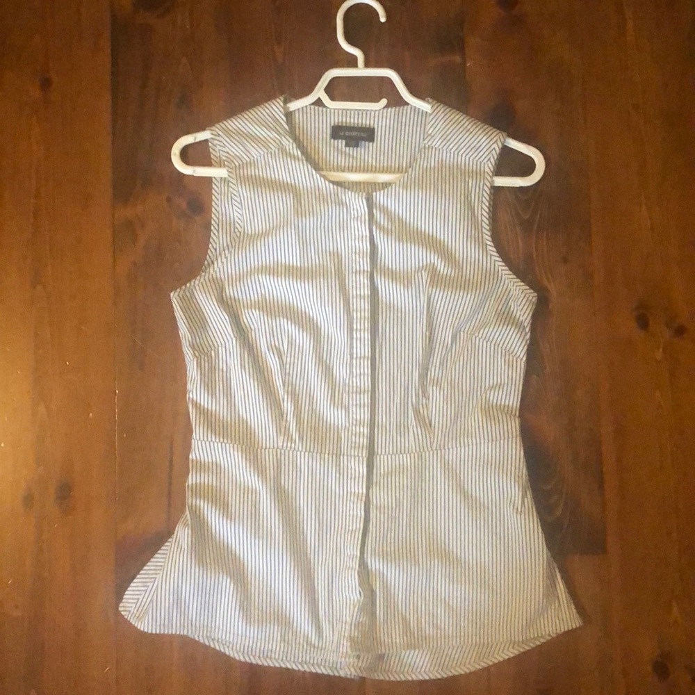 Le Chateau Peplum Sleeveless Shirt - Size small